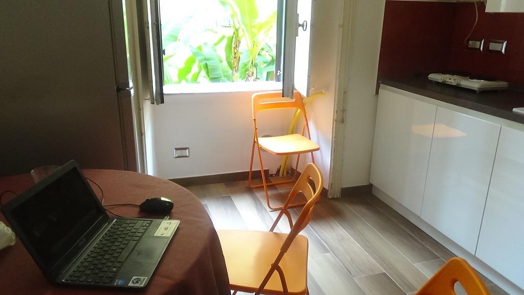 Bed And Breakfast Adduci'S House Roma Exterior foto